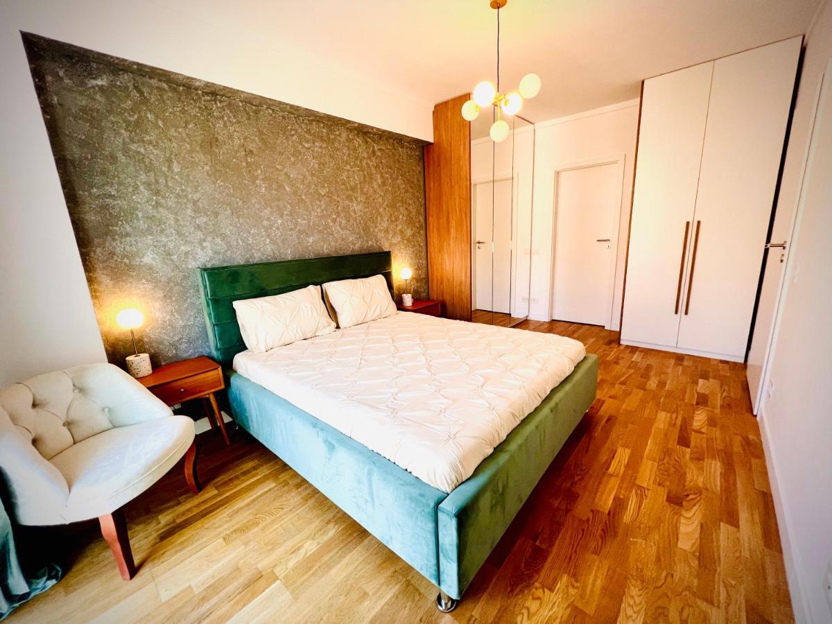 Exquisite - Two Bedroom Apartment Bukarest Exterior foto